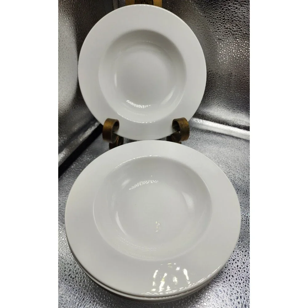 White Fine Porcelain Wilmax England Soup/Salad/Cereal Bowls Set of 4 READ!!!!!